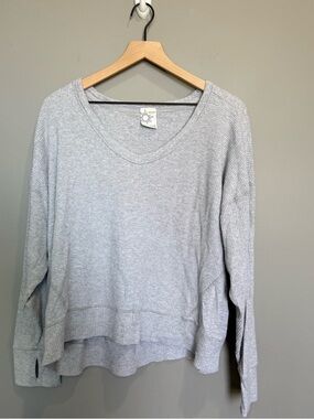Aerie offline Light Gray Waffle V-Neck Pullover Sweater Sz large